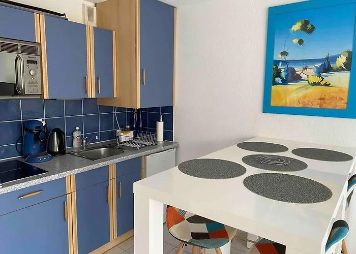 Dans Piscine 500m De La 2** Apartamento *