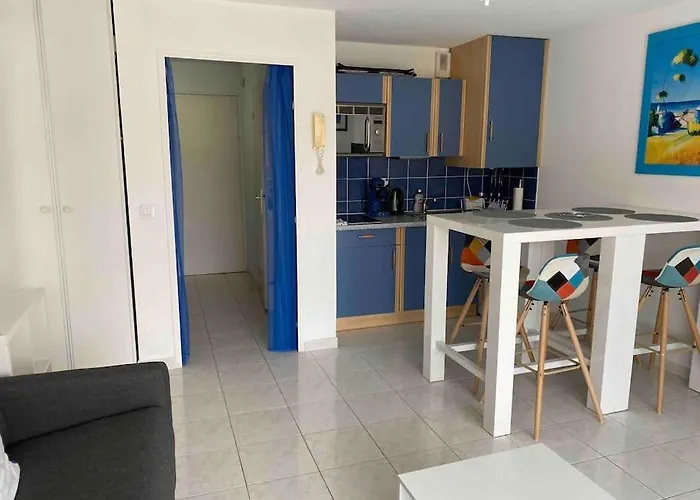 Apartamento Dans Piscine 500m De La 2**