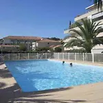 Lägenhet Dans Piscine 500m De La 2**