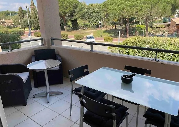 Dans Piscine 500m De La 2** Apartment Le Lavandou